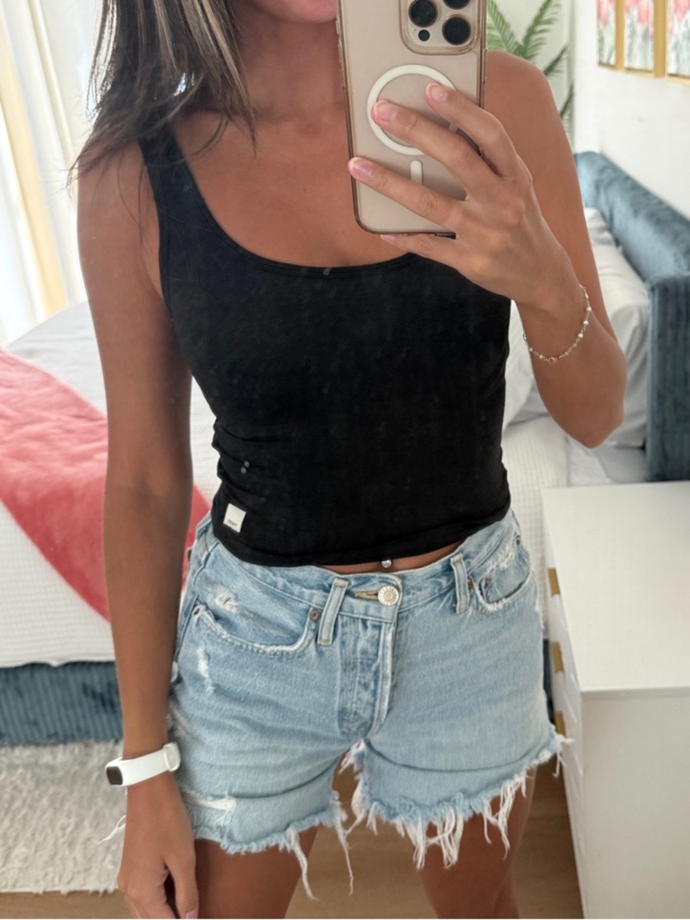 Vuori Scoop Neck Tank Top